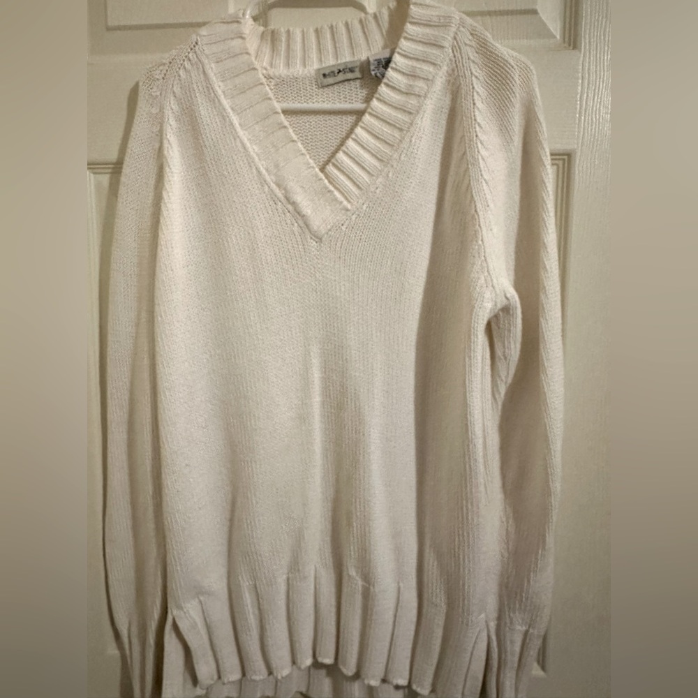 White Stag V neck sweater
